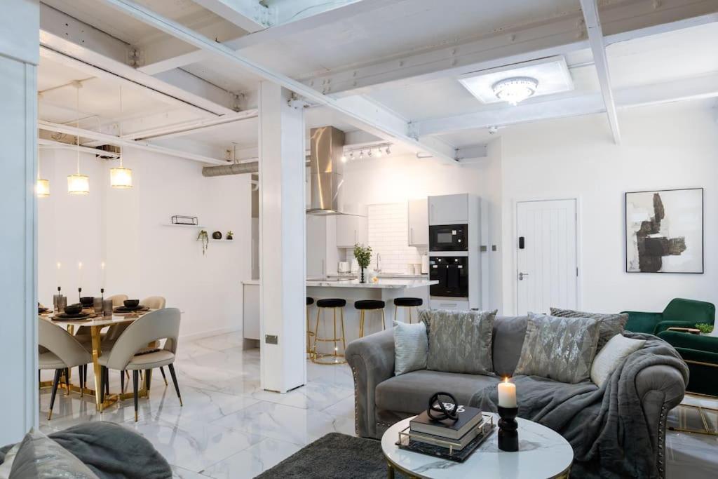 Luxury, Open Plan Apartment Bradford  Exterior photo
